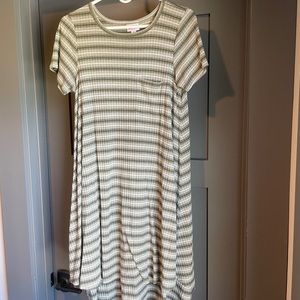 Lularoe Carly